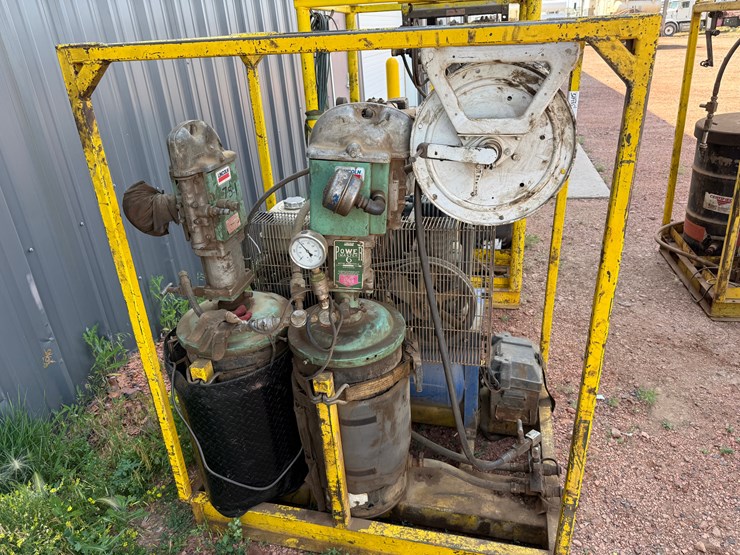 4.6’-x-4.6’-lincoln-power-master-6-series-j-10k-wp-grease-injection-pump-w/-quincy-mod-g213h30hcb-compressor-image-3