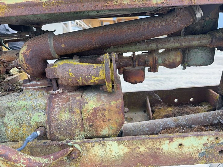john-deere-model-b-image-10