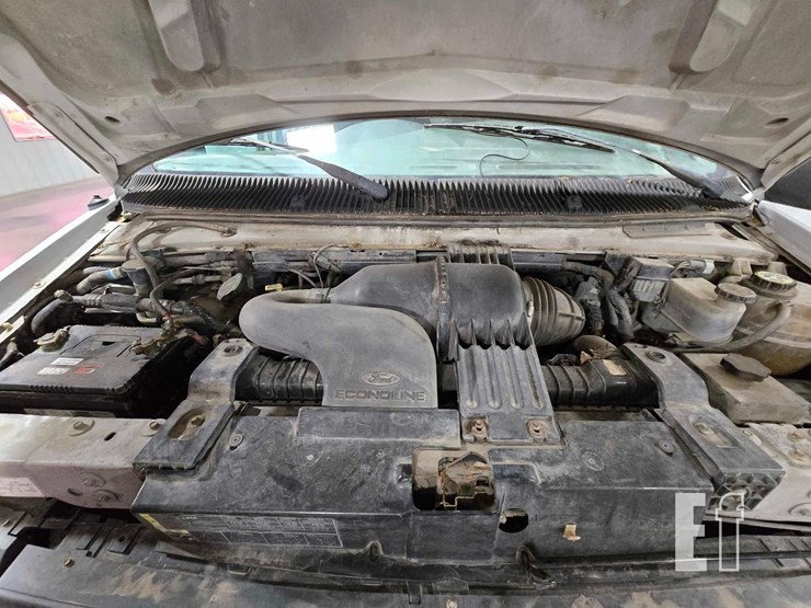 2007-ford-e250-image-15