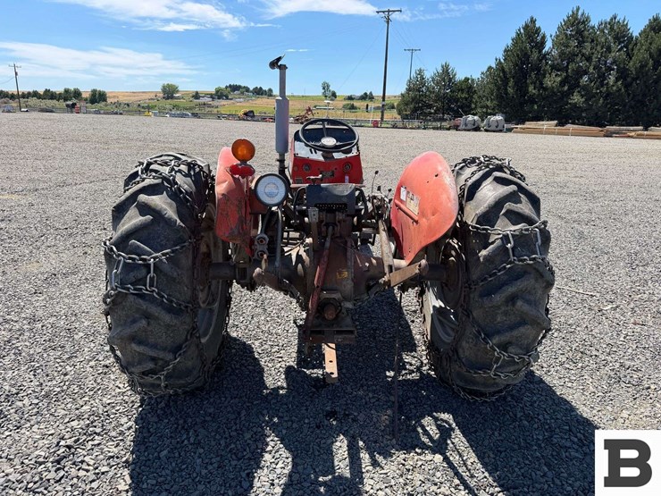 1975-massey-ferguson-235-image-6