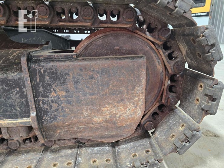 2019-caterpillar-315f-lcr-image-35