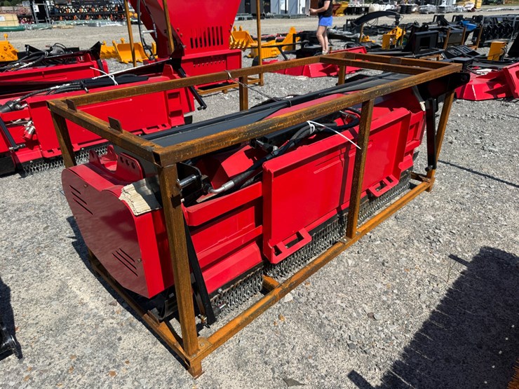 #2034-•-unused-future-84"-skid-steer-mulcher-thj72260346-inv#48937-image-1