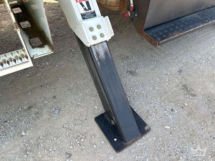 2016-ford-f750-image-28