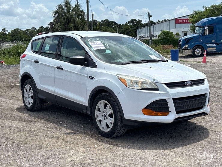 2016-ford-escape-image-2