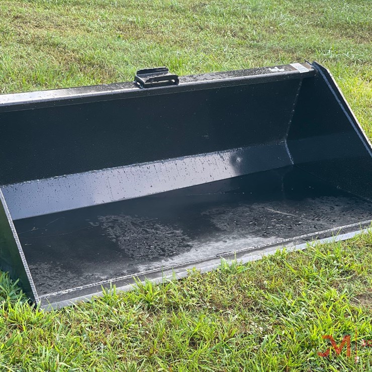 NEW 66" SMOOTH BUCKET SKID STEER ATTACHMENT