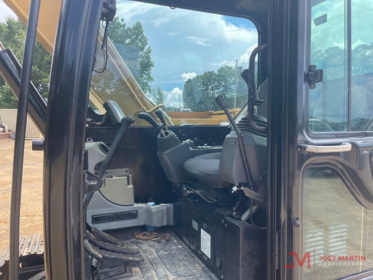 2016-caterpillar-307e2-image-16