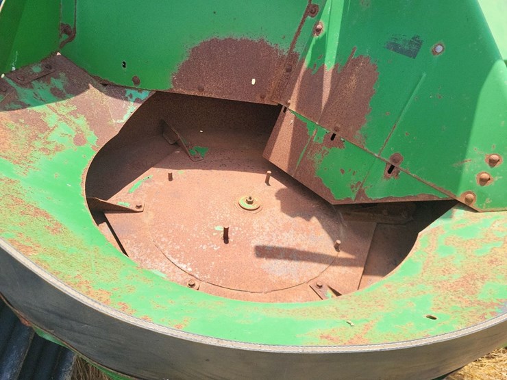 john-deere-150-forage-blower-w/gandy-dry-applicator-image-6