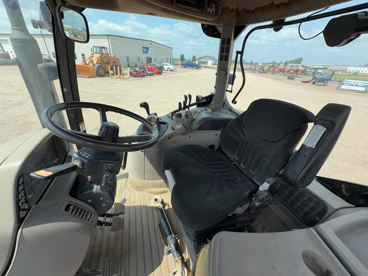 2006-case-ih-mxu135-image-25