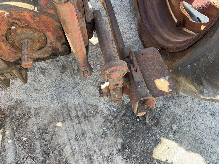 farmall-300-gas-image-29