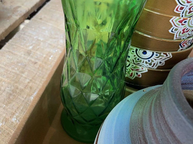 assorted-kitchenware-and-decorative-items-collection-image-5