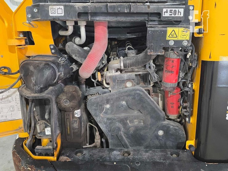 2021-jcb-3ts-8t-image-20
