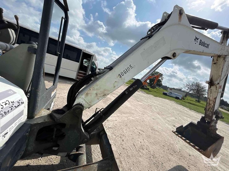 2019-bobcat-e50-image-13