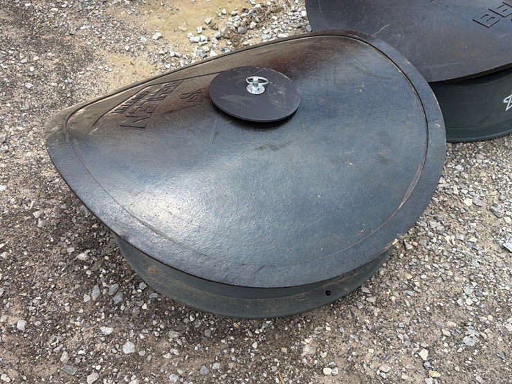 #37-•-covered-cattle-mineral-feeder-image-1