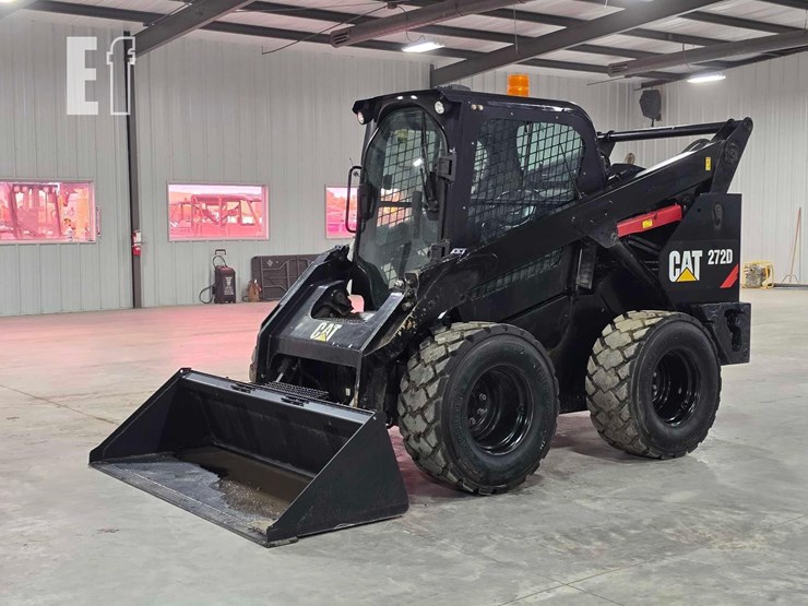 2014-caterpillar-272d-image-1