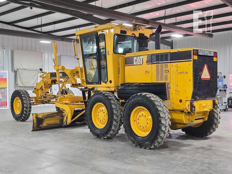 2004-caterpillar-120h-image-4