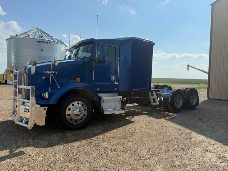 2000-kenworth-semi-image-2