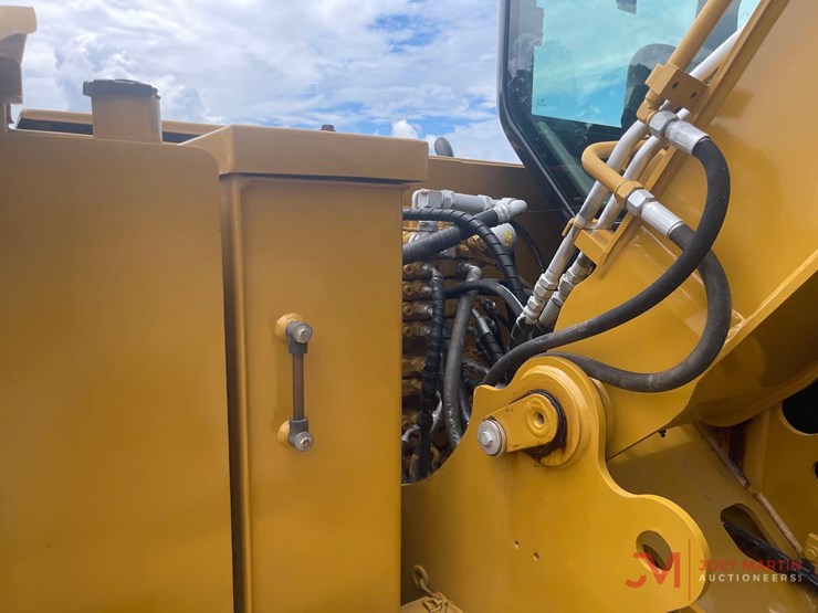 2016-caterpillar-307e2-image-12