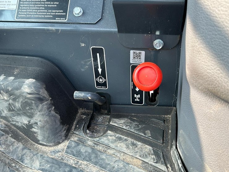 kubota-mx6000-image-37