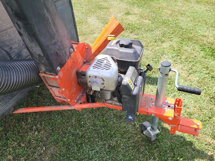 2018-dr-leaf--and-lawn-vacuum-w/chipper---nice-image-25