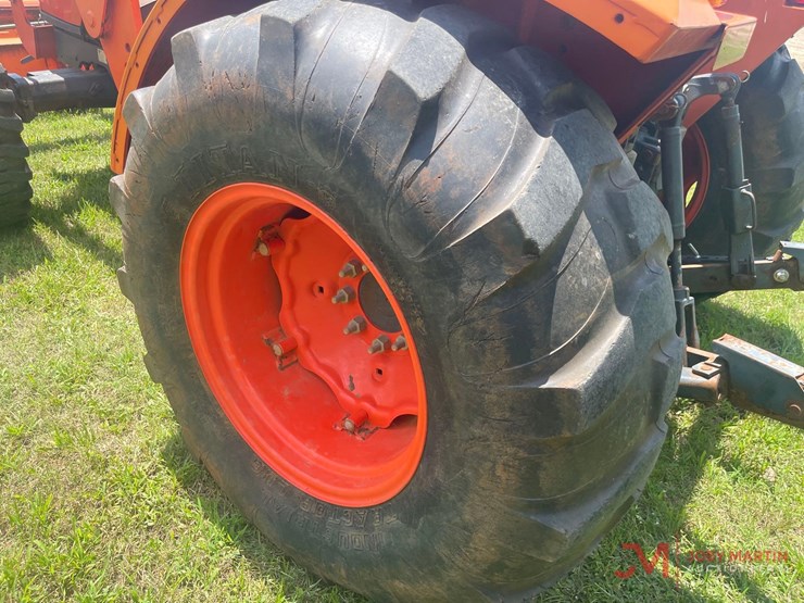 kubota-la1353-image-13