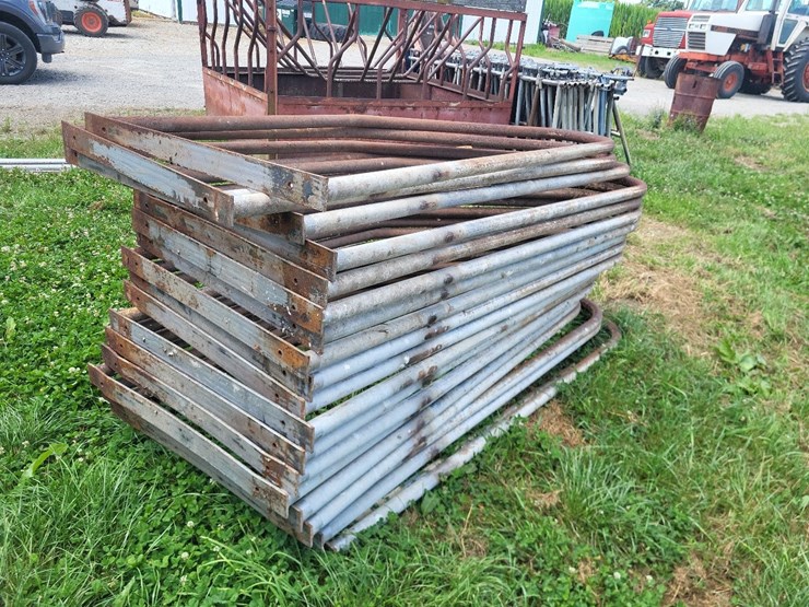 (20)-freestalls-w/(4)-pipe---tag-#1246-image-5