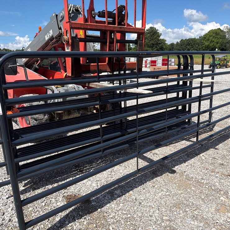 #60 • 12ft tarter gate