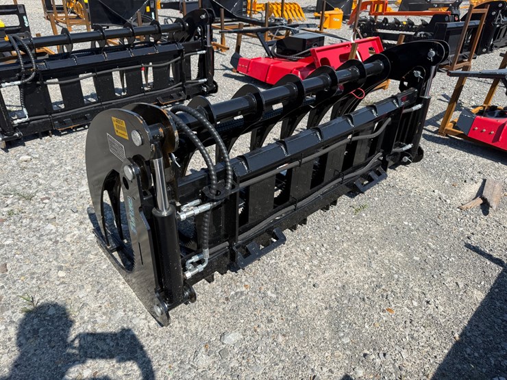 #2014-•-unused-future-clg72-70"-skid-steer-curved-log-grabber-c-hxzmq2605136-inv#48931-image-2