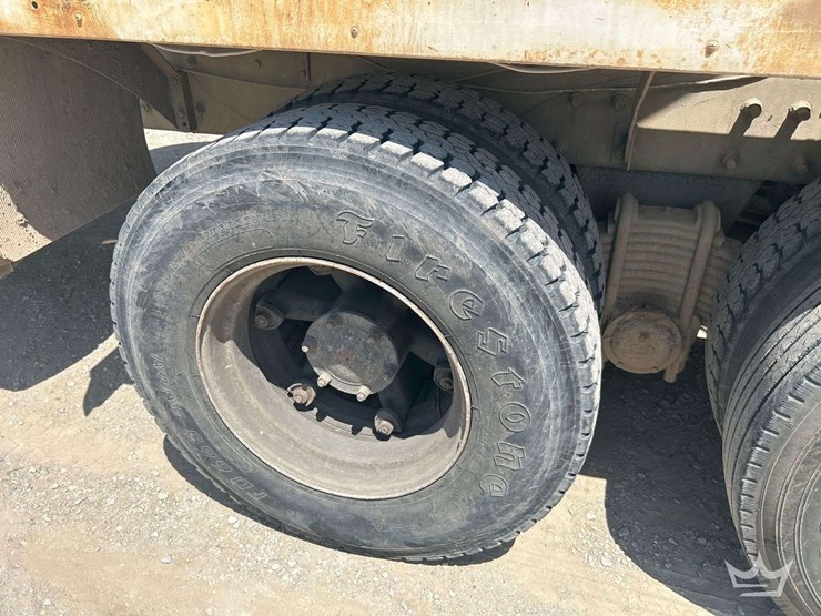 1994-mack-dm690s-image-33