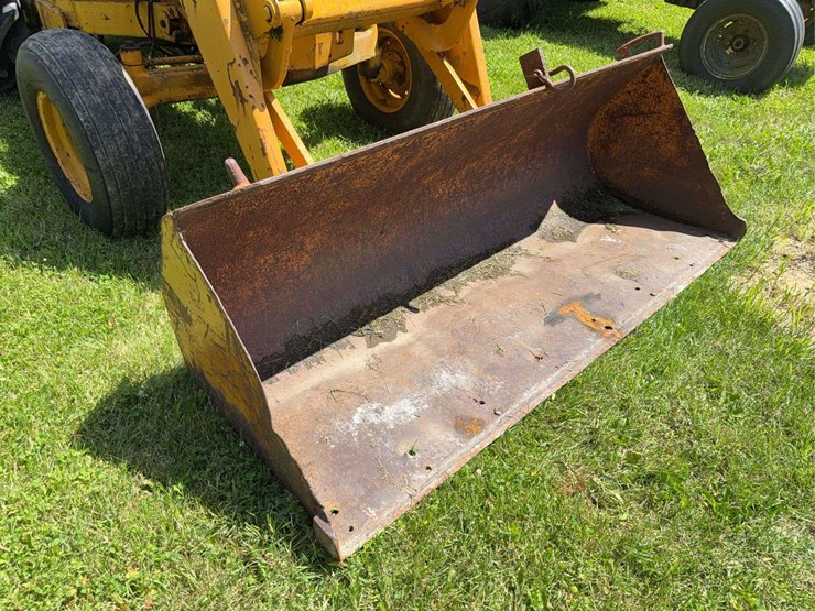 john-deere-400-image-12