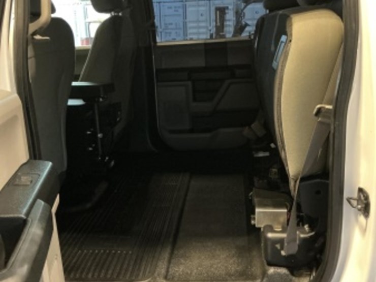 2017-ford-f350-image-24