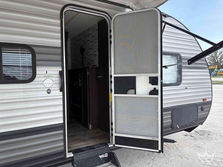 2019-forest-river-t/a-travel-trailer-image-30