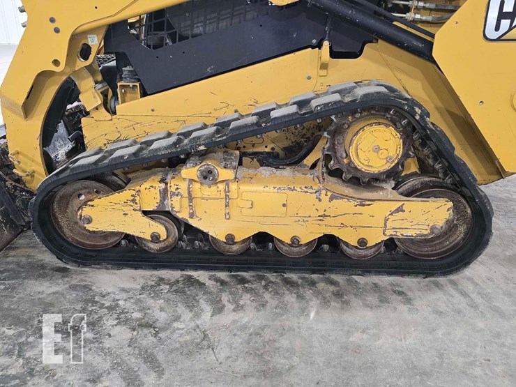2021-caterpillar-259d3-image-27