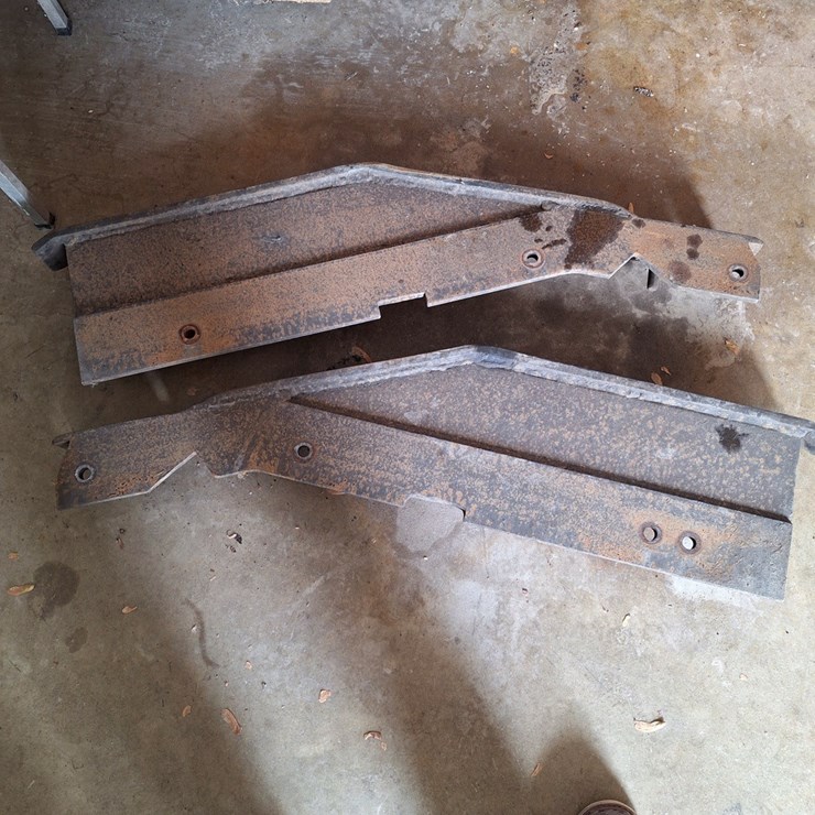 Semi tractor low bow brackets, ramps