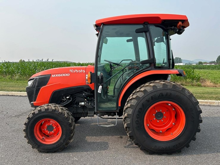kubota-mx6000-image-2