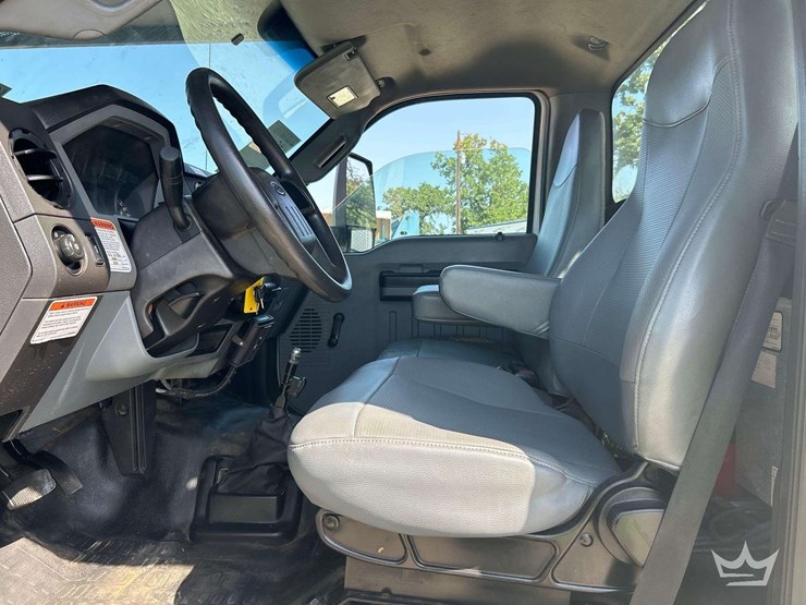 2016-ford-f750-image-12