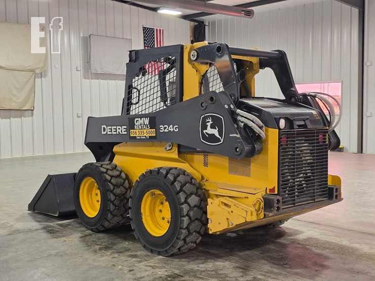 2023-deere-324g-image-4