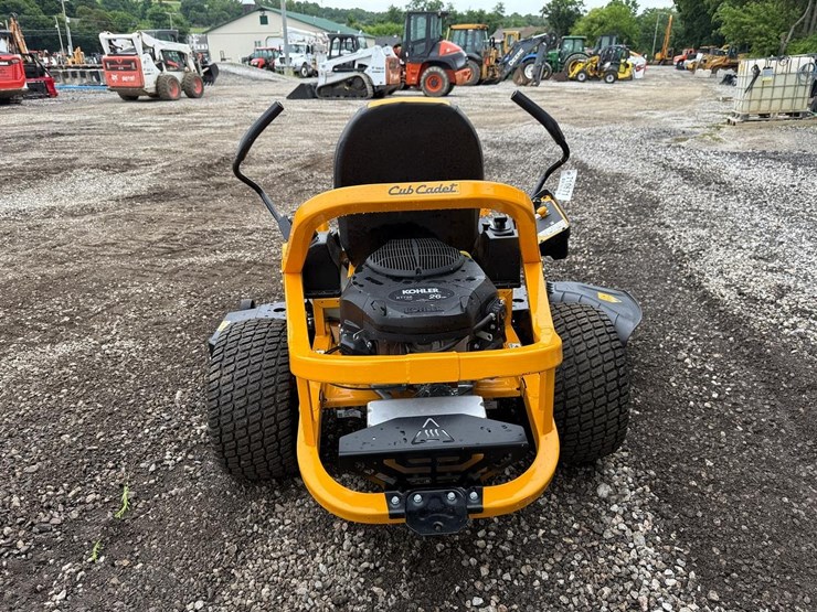 2025-cub-cadet-60-image-3