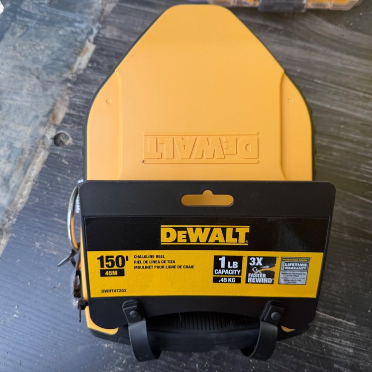 #26 • 45 M Dewalt chalkline reel