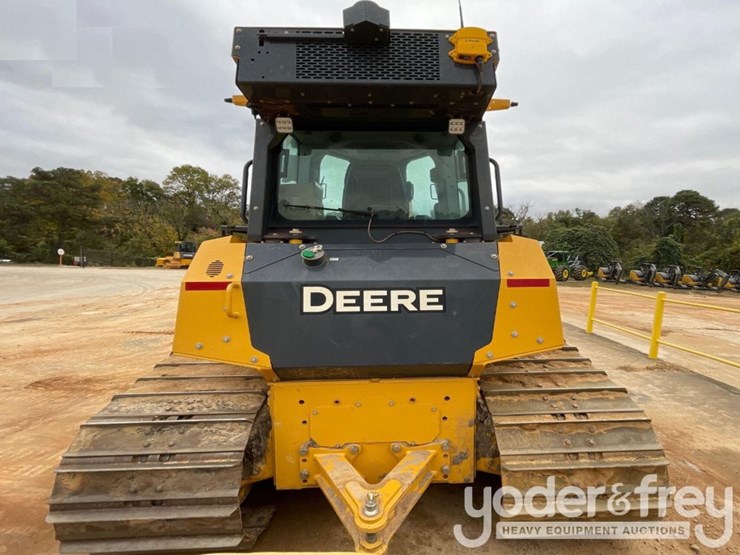 2023-deere-750l-image-3