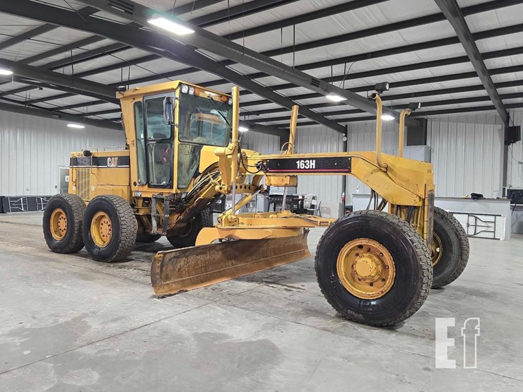 1998-caterpillar-163h-image-2