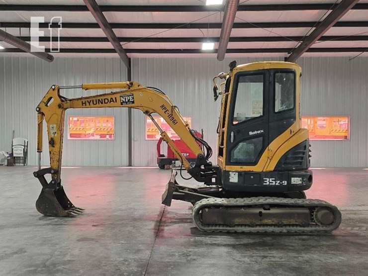 hyundai-robex-35z-9-image-5