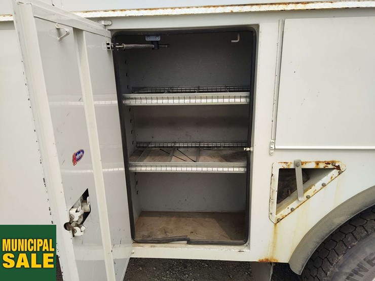 international-workstar-7400-image-25