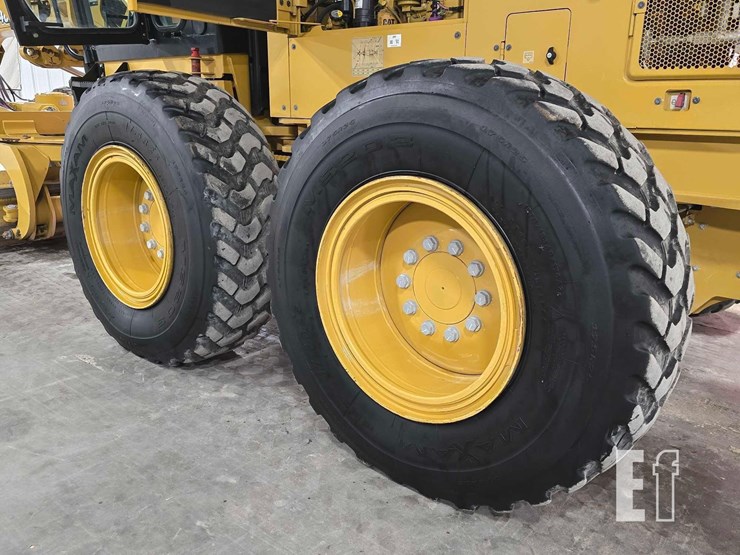 2022-caterpillar-140gc-image-32