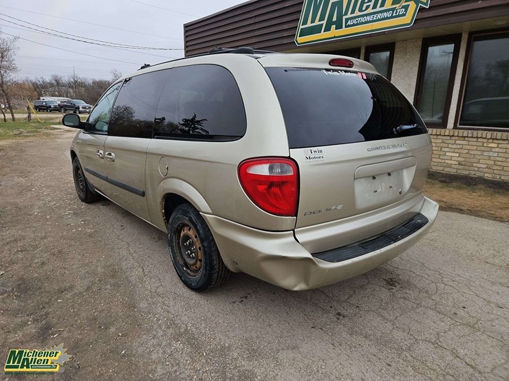 2005-dodge-grand-caravan-se-image-9