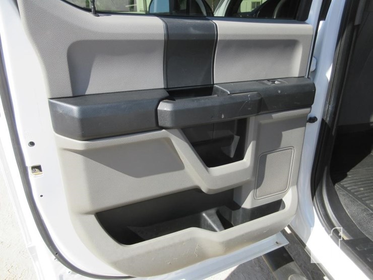 2017-ford-f250-xl-image-13