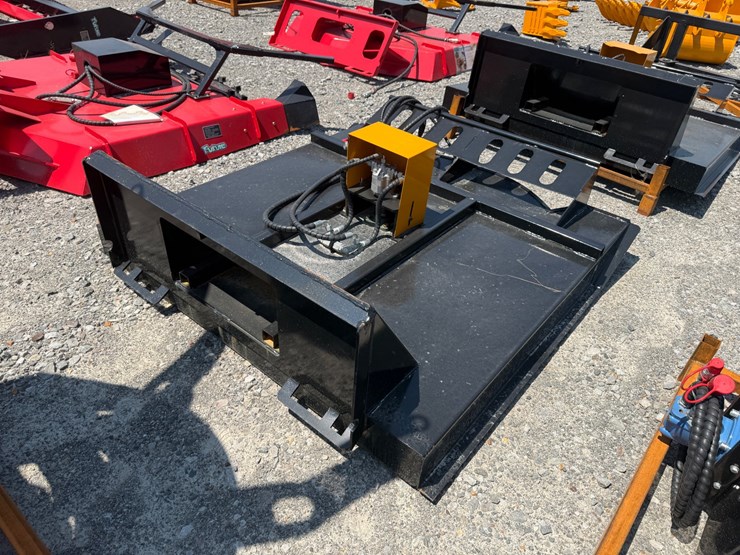 #2047-•-unused-future-60"-skid-steer-brush-cutter-b-ggj260452-inv#48912-image-1