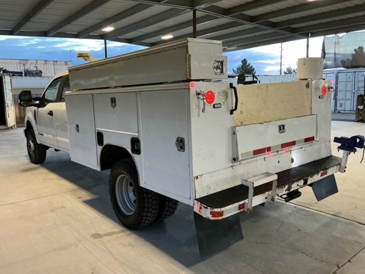 2017-ford-f350-image-5