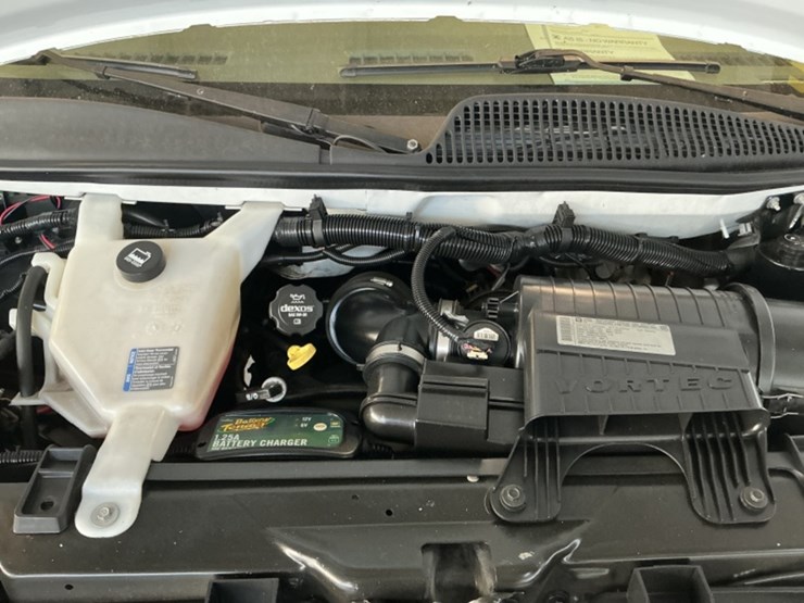2013-chevrolet-express-3500-image-11