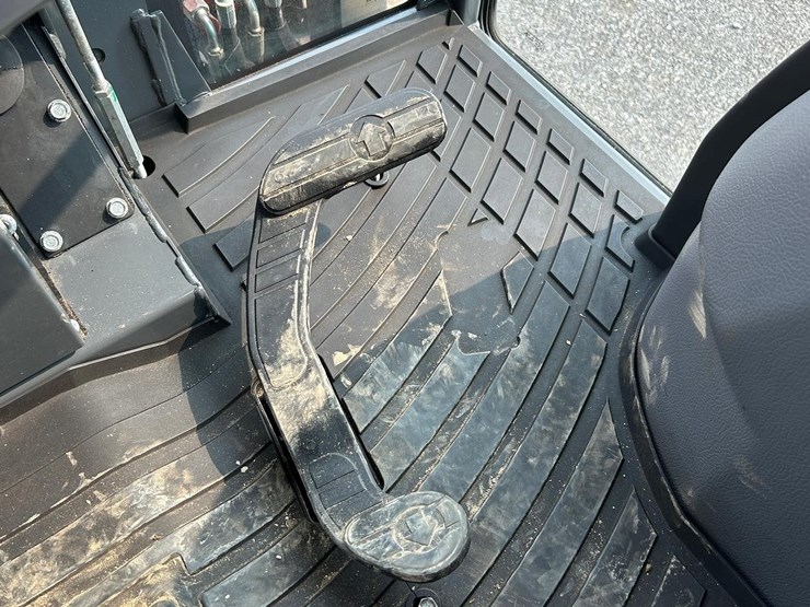 kubota-mx6000-image-34