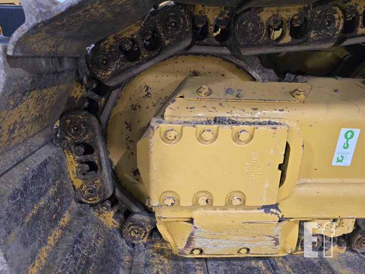 2022-caterpillar-d4-lgp-image-29